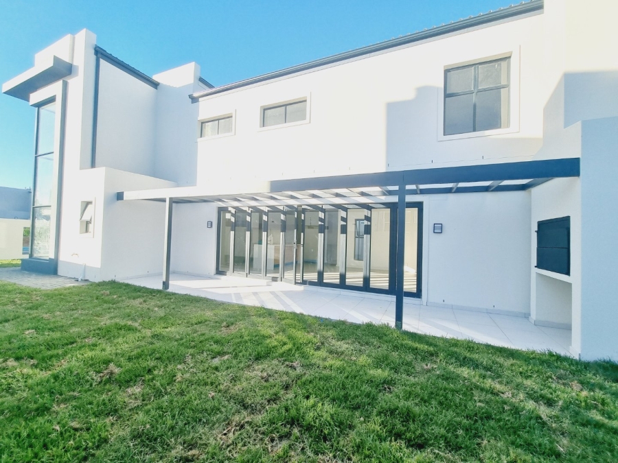 4 Bedroom Property for Sale in Sandown Western Cape